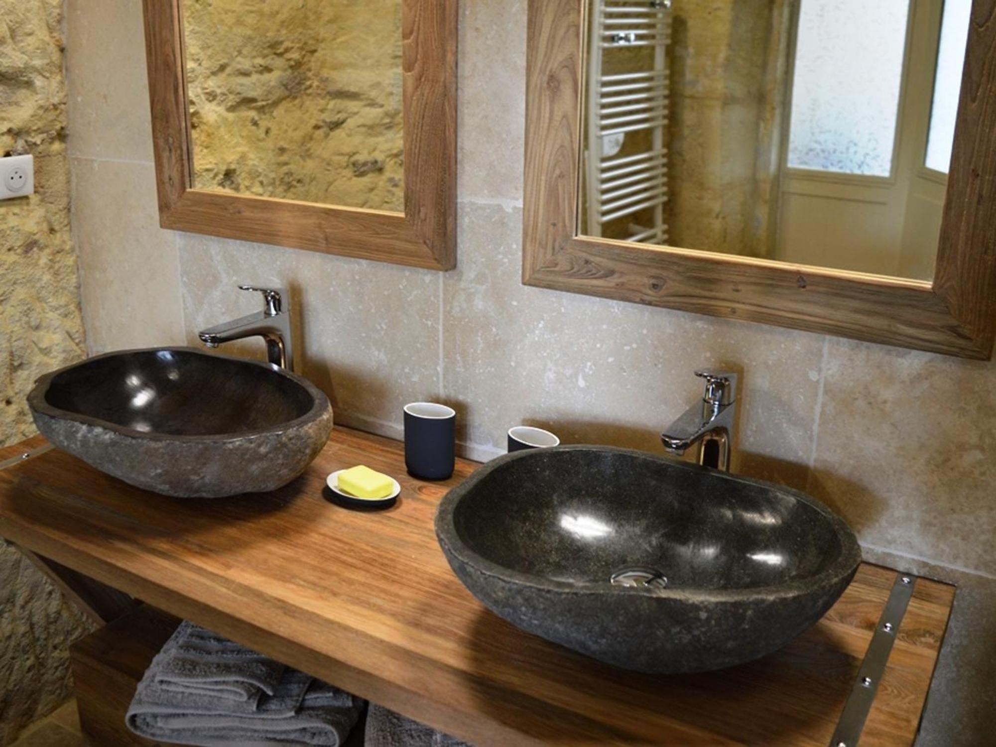 Maison Troglodyte Elegante Avec Spa, Salle De Jeux Et Jardin Clos A Vouvray - Fr-1-381-87 Ngoại thất bức ảnh
