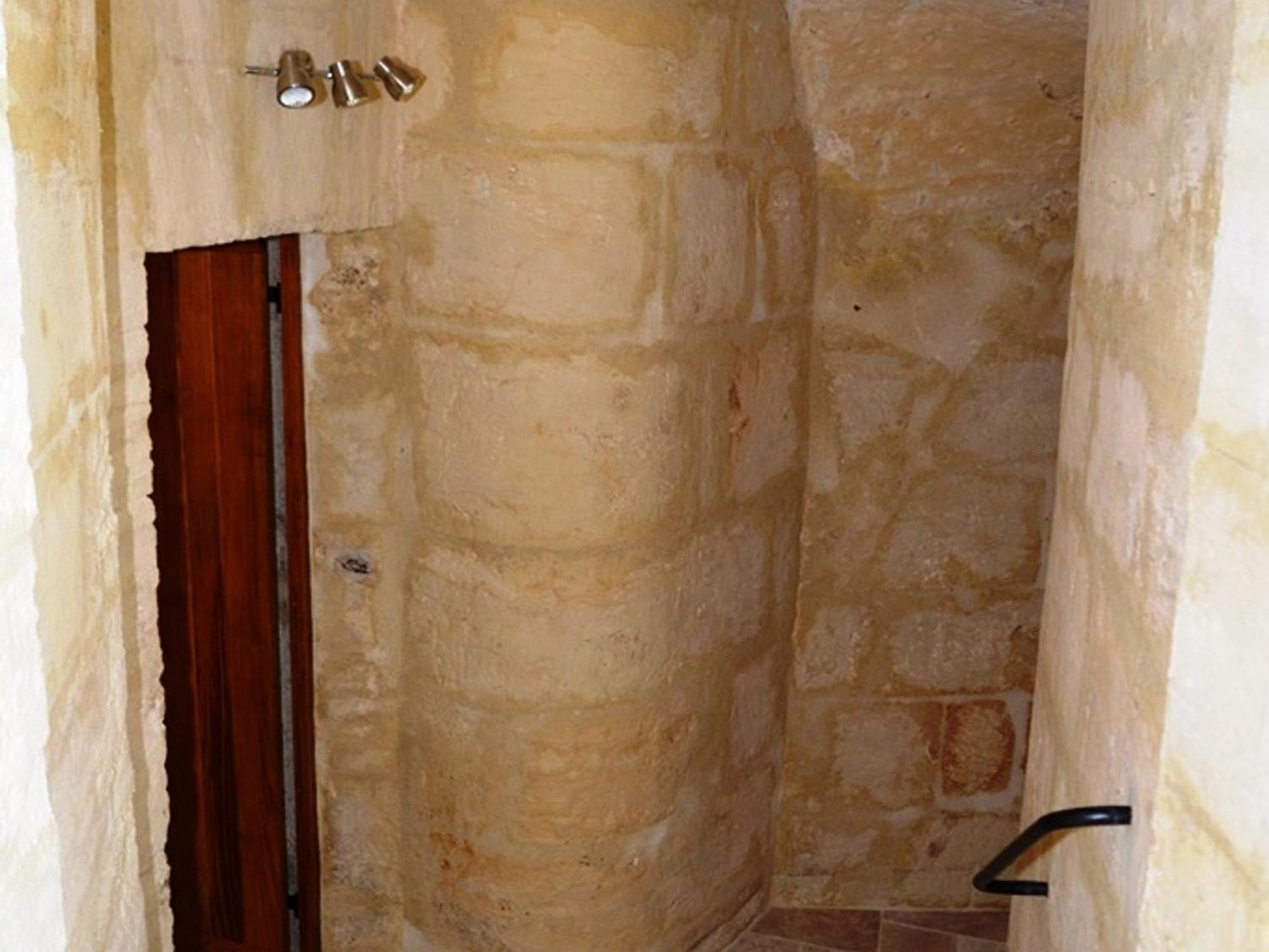 Maison Troglodyte Elegante Avec Spa, Salle De Jeux Et Jardin Clos A Vouvray - Fr-1-381-87 Ngoại thất bức ảnh