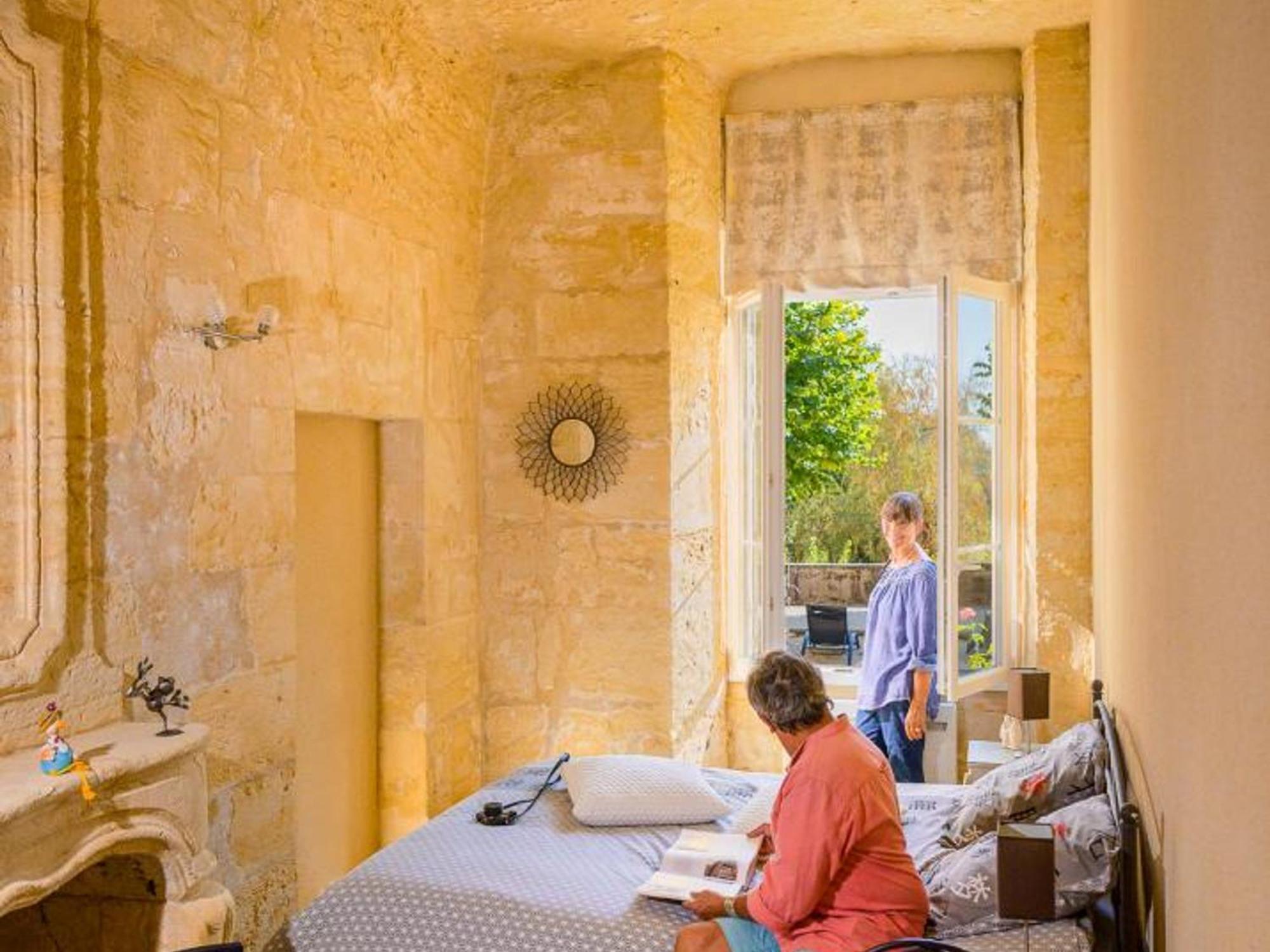 Maison Troglodyte Elegante Avec Spa, Salle De Jeux Et Jardin Clos A Vouvray - Fr-1-381-87 Ngoại thất bức ảnh