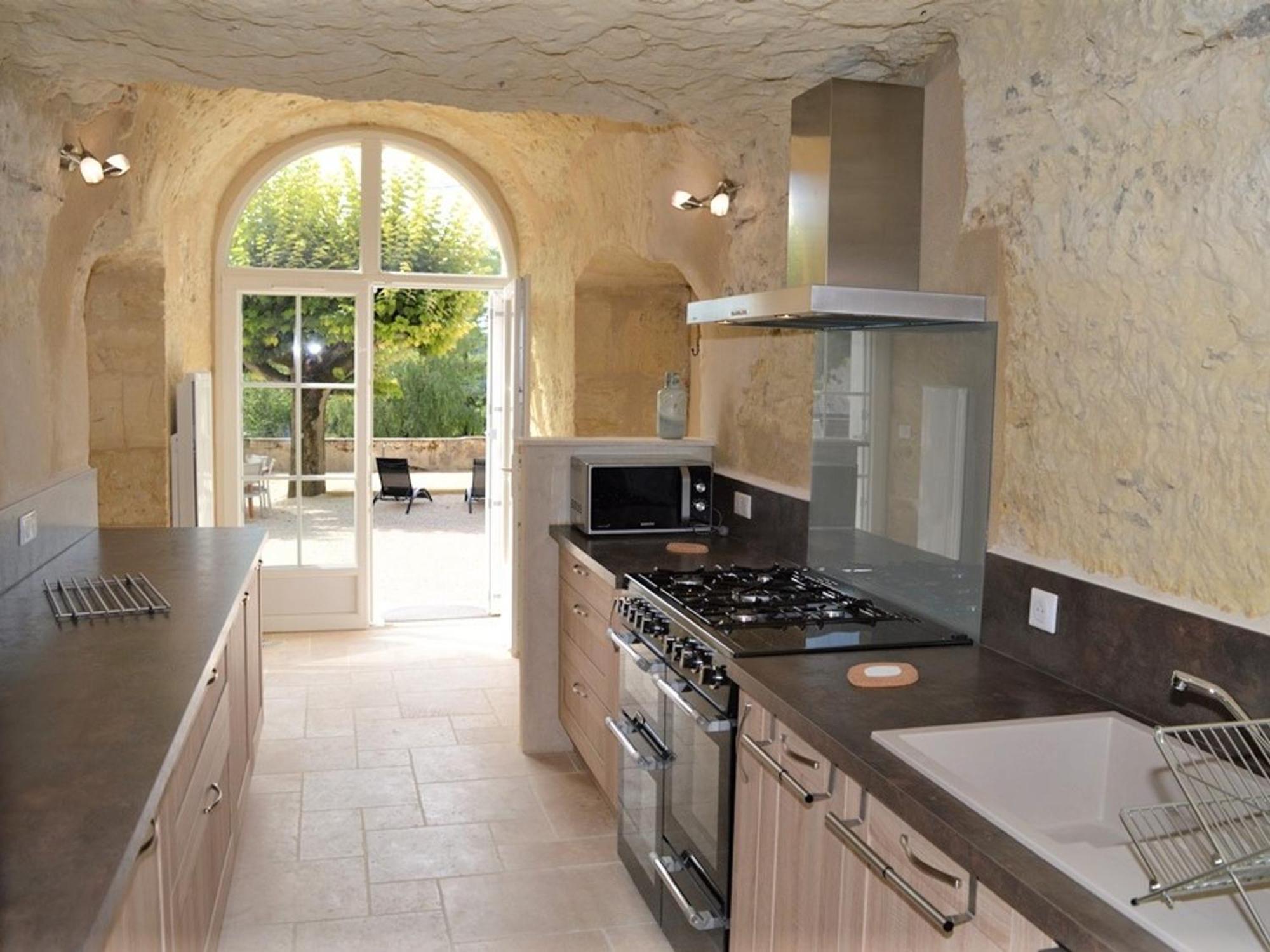 Maison Troglodyte Elegante Avec Spa, Salle De Jeux Et Jardin Clos A Vouvray - Fr-1-381-87 Ngoại thất bức ảnh